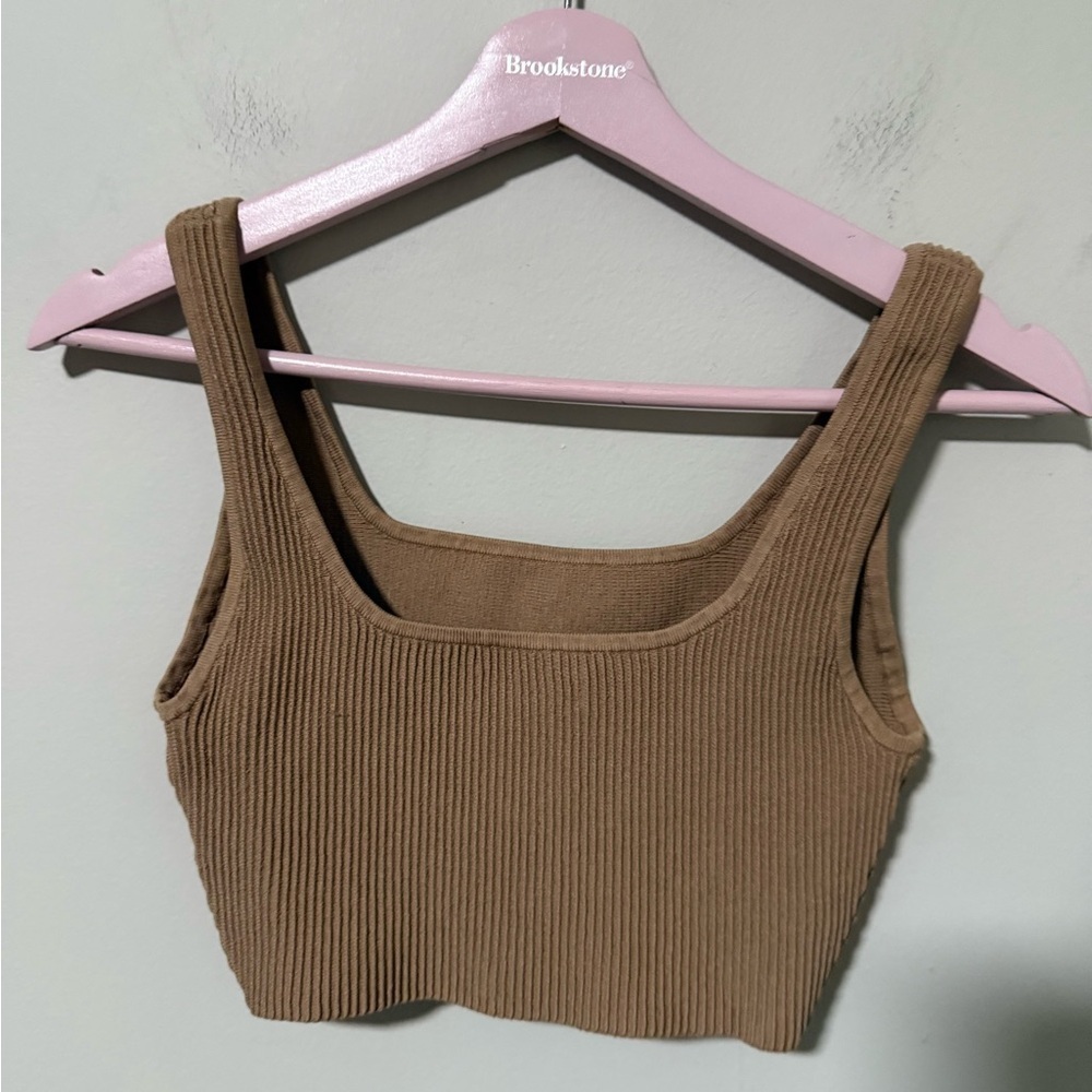 Aritzia Babaton Sculpt Ribbed Crop Tank Top Women's Small Tan Brown Scoop Neck